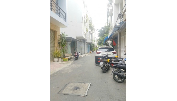 Ngộp Trịnh Đình Trọng - HXH 6mThông - 4x12m - 3 tầng mới ở liền